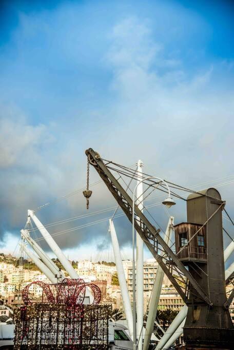Ferienwohnung La Finestra Sul Cielo Del Porto Antico Di Genova Exterior foto