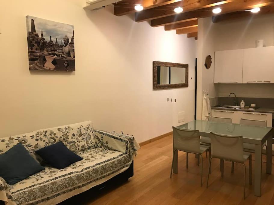 Ferienwohnung La Finestra Sul Cielo Del Porto Antico Di Genova Exterior foto