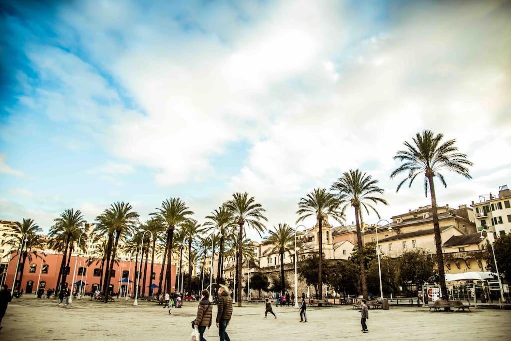 Ferienwohnung La Finestra Sul Cielo Del Porto Antico Di Genova Exterior foto